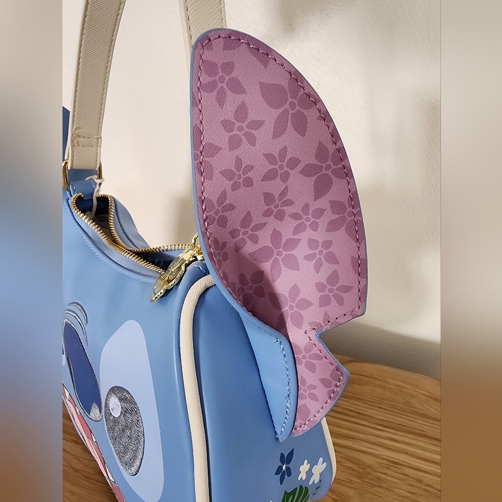 NWT Disney Loungefly Stitch 3D Convertible Crossbody Or Shoulder Bag - Picture 8 of 8